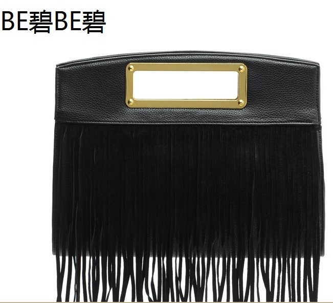 upload_4041a9876085002b12125a2ad905ece2_BEBE美国高端大牌真皮流苏单肩斜挎手提包1